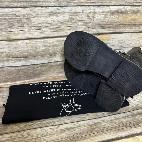 John Fluevog FV2 Boots, Size 10 black knee high chunky - Picture 11 of 12